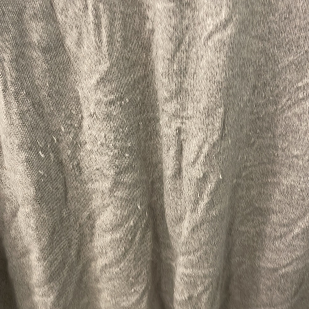 Sweater - Picture 4 of 4